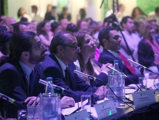 Επιχειρηματικότητα - Σχολική Χρονιά 2015 - 2016